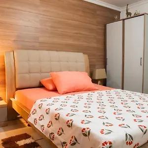 elegante-apartamento-central.colombiamedellinhotels.com/